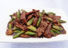 Sliced Beef w/ Asparagus