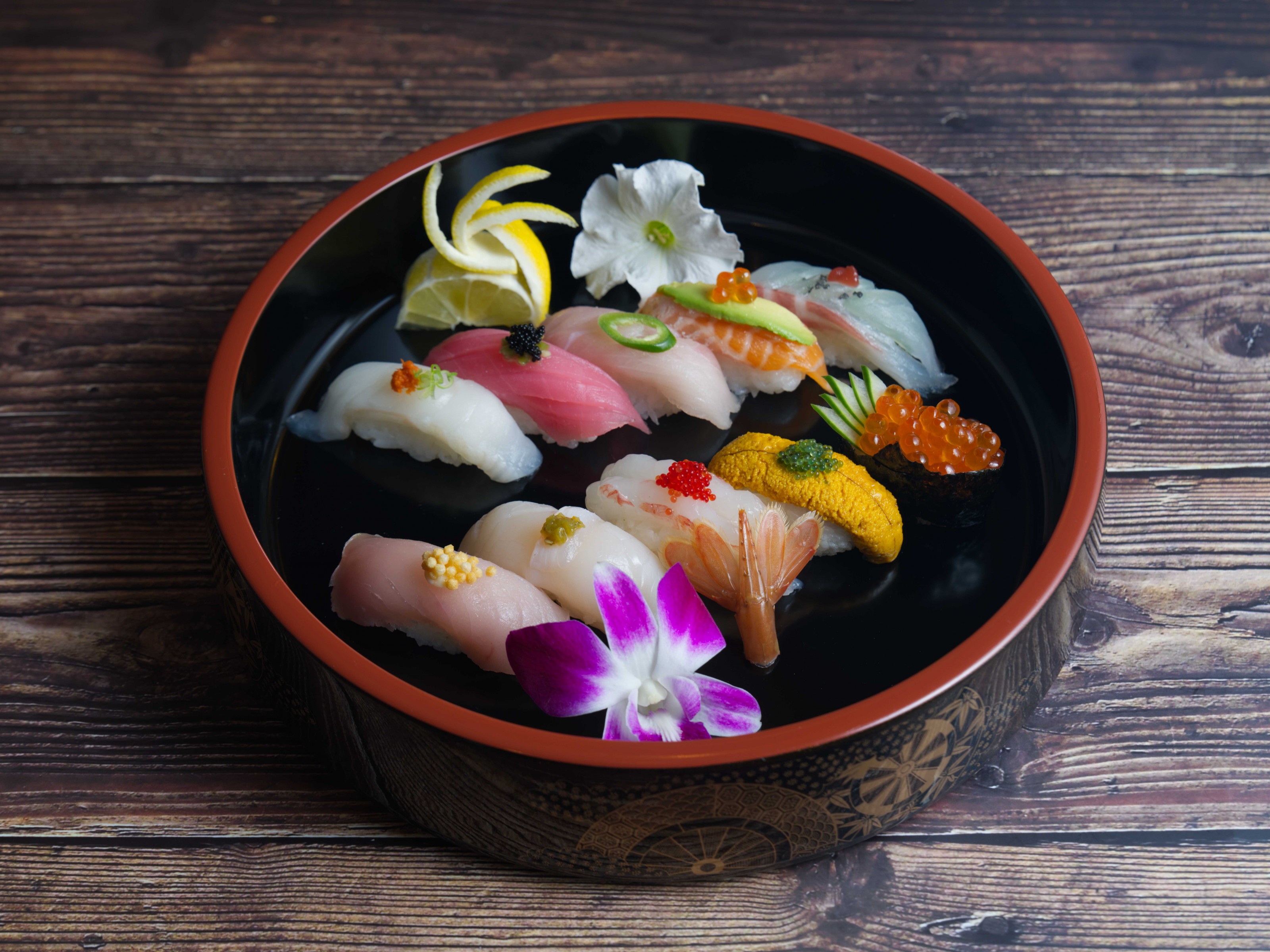 Sushi Delux Platter 10 Pcs.
