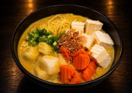 YELLOW CURRY NOODLE