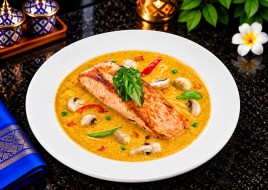 GRILLED SALMON CURRY