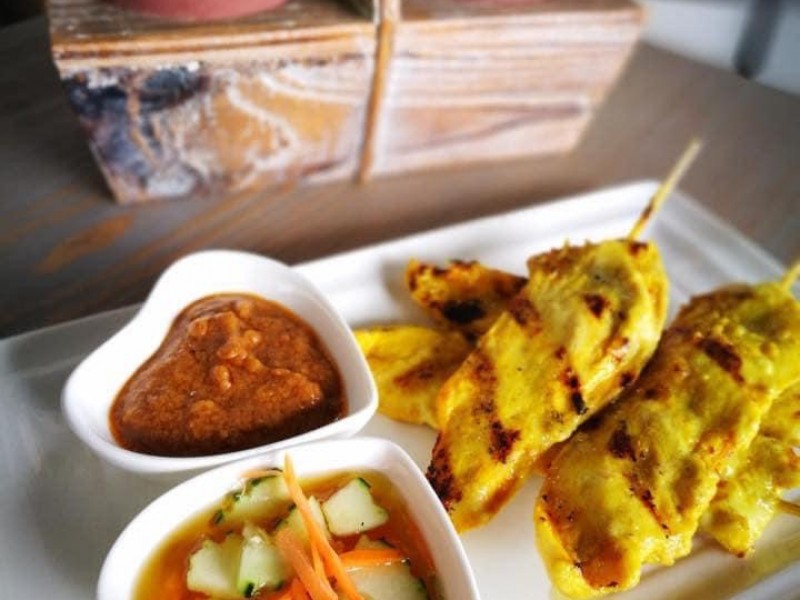Satay (4 pcs)