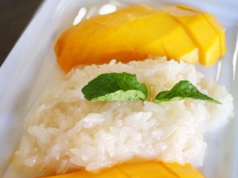 Sticky Rice with Mango (Seasonal)