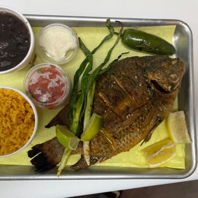 Mojarra Frita (Talapia) Plate