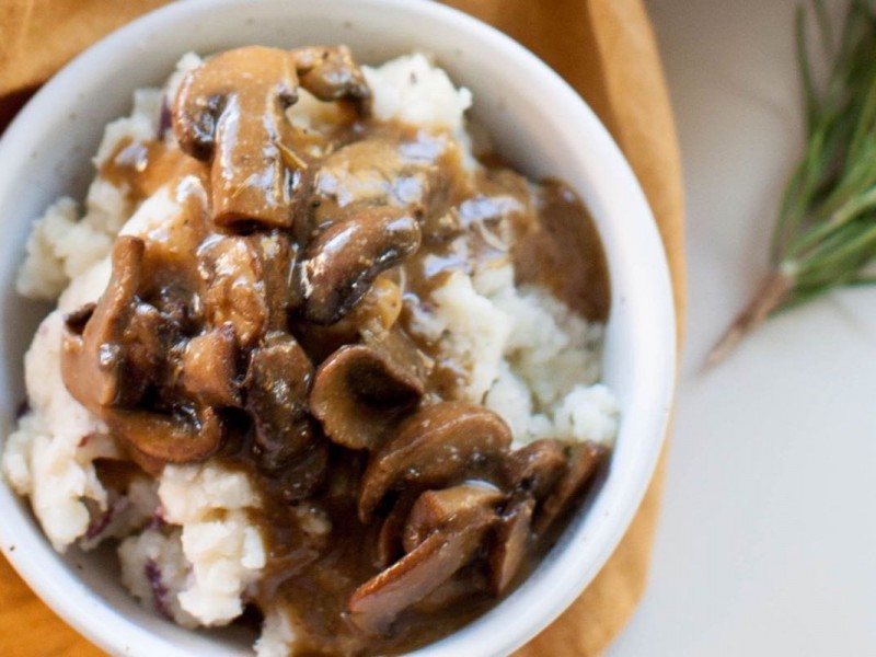Mini Mashed Potatoes & Gravy