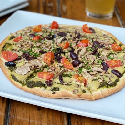 Perfecto Pesto Pizza