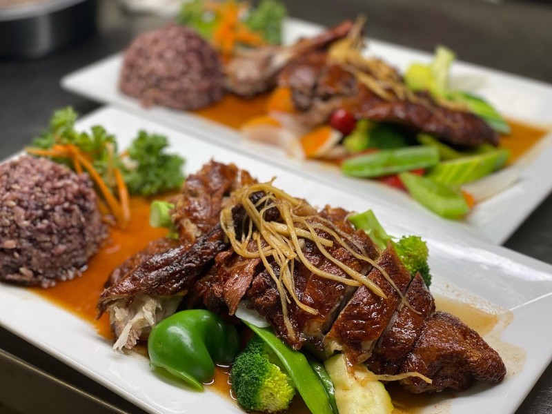 R4. Tamarind Duck