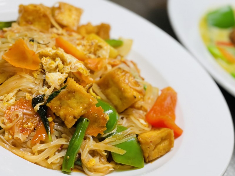 N2. Spicy Pad Thai