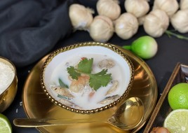 Tom Kha soup (S)
