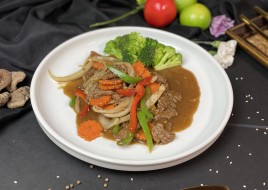 E-7 Pepper steak