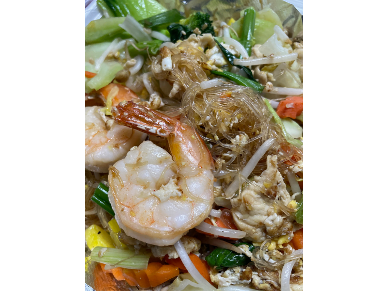 Pan-Fried Glass Noodle (Pad Woon Sen)