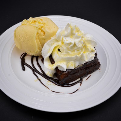 Homemade Brownie with Vanilla Ice cream