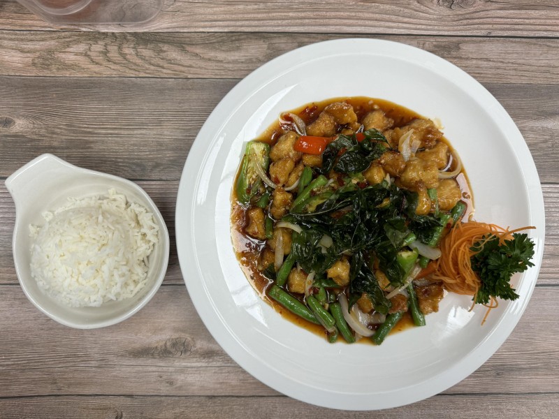 Crispy Chicken Ka Prao