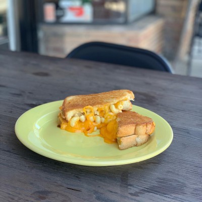 Mac And Grilled Cheese