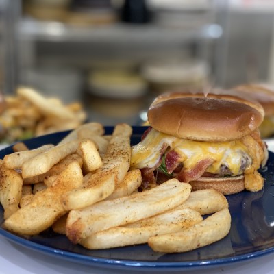 Bacon Cheeseburger