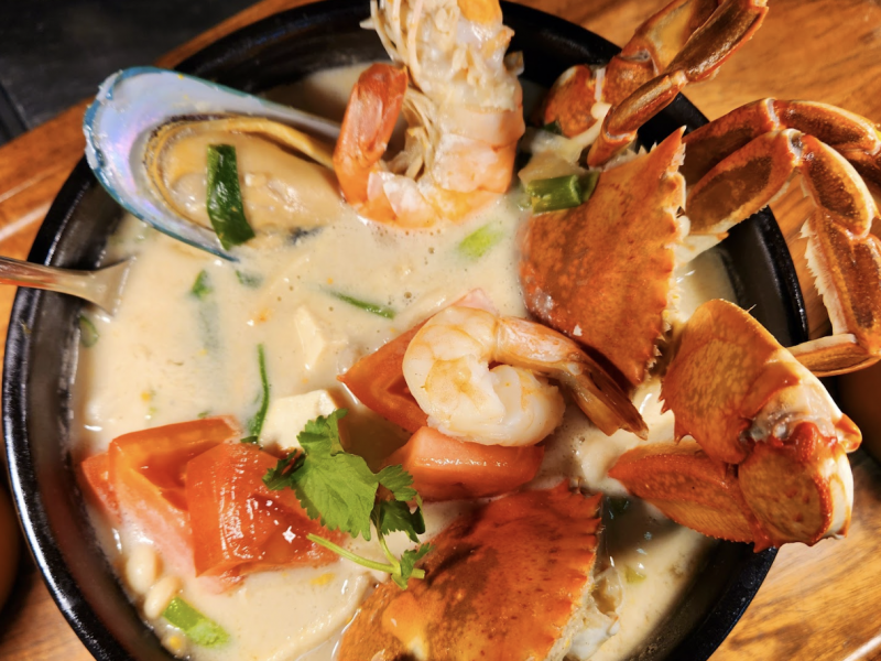Coconut Soup with Seafood