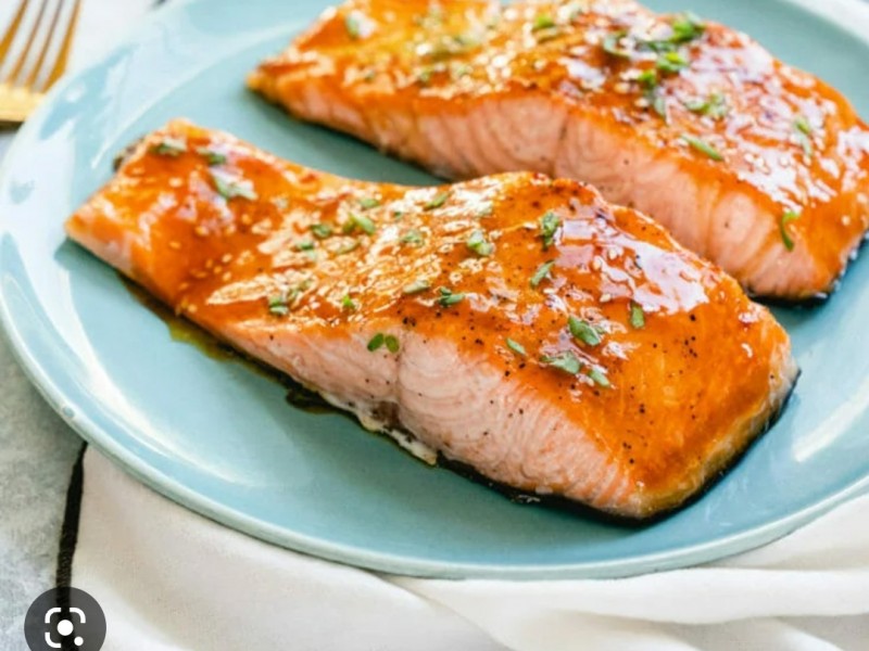 74.Salmon A La Parrilla (Lunch)