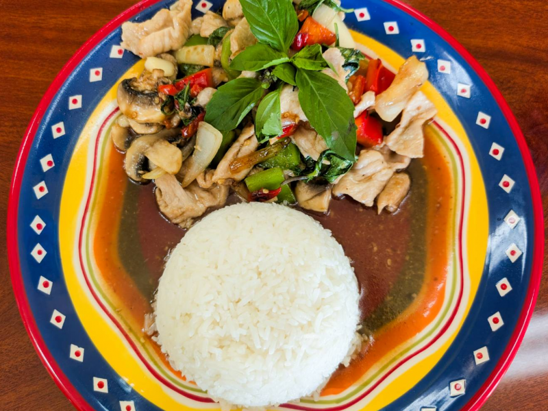 SF1. Stir Fried Basil (Pad Gra Prao)