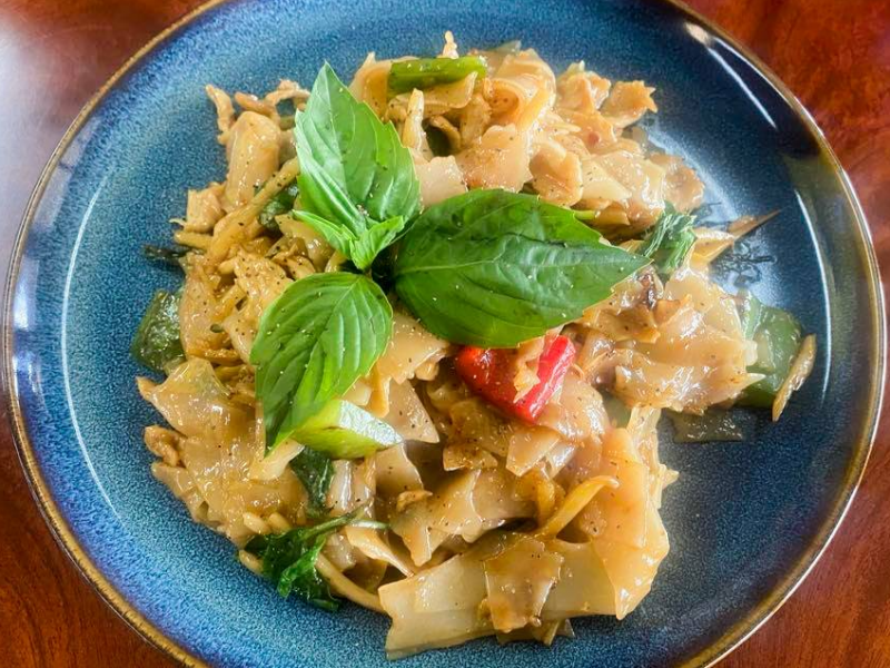 N4. Pad Kee Mao (Drunken Noodle)