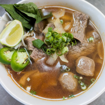 N7. Pho