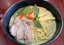 R6 Thai Emerald Ramen