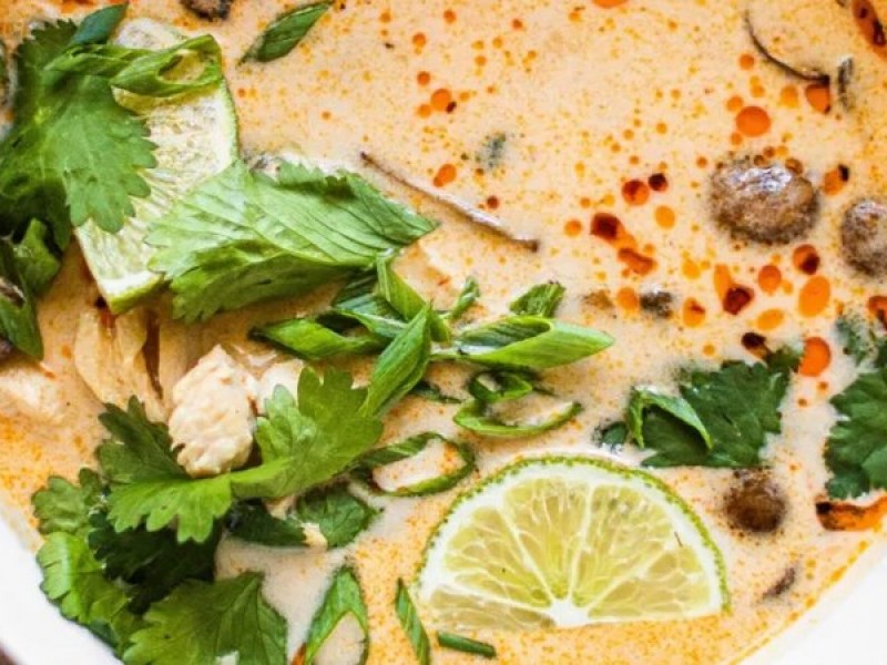 Tom Kha