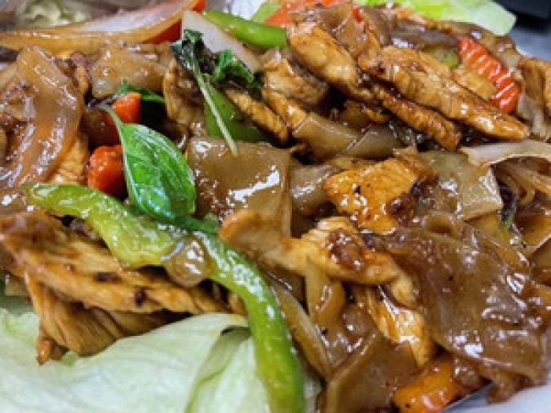 Drunken Noodle