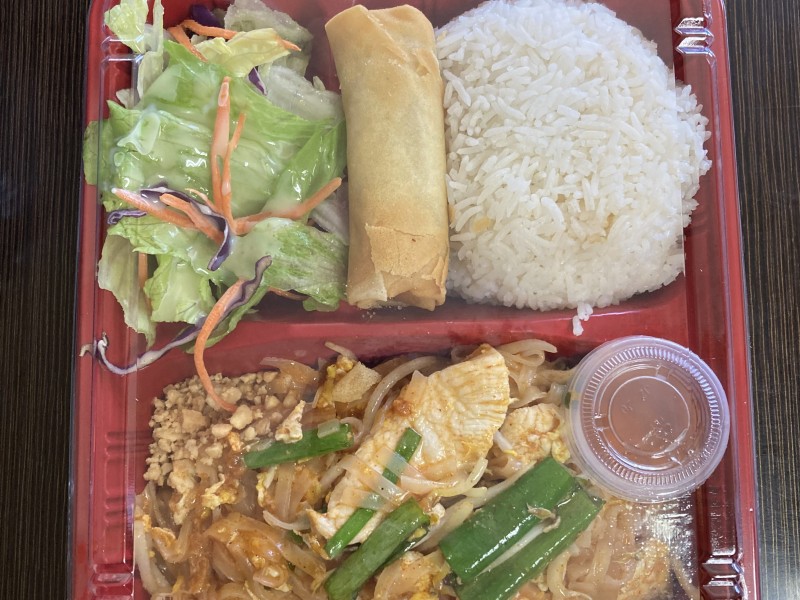 Pad Thai Lunch Special