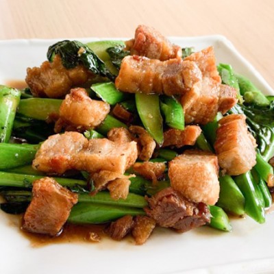 Chinese Broccoli with Crispy Pork