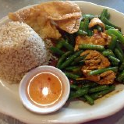 Prik King (Spicy Green Beans) Lunch Special