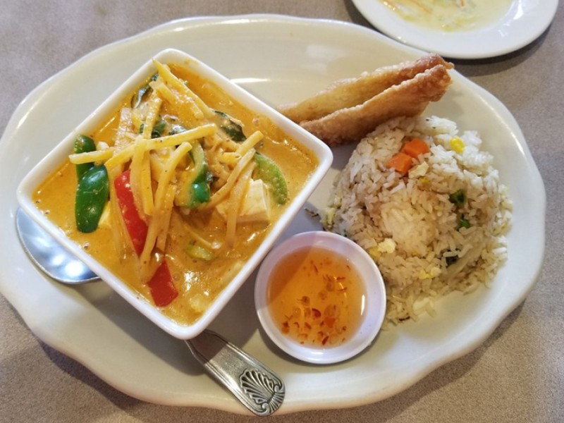 Red Curry Lunch Special