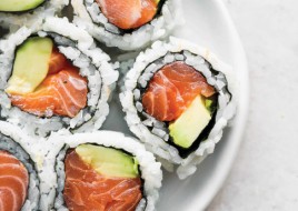 SALMON AVOCADO ROLL