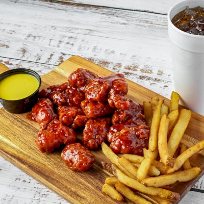 100 Piece BONELESS Party Pack (8-10 People)