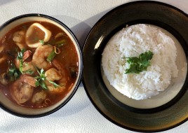 Tom Yum Koong (Spicy Prawn Soup)