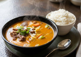 Kaeng Massaman (Massaman curry)