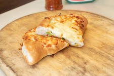 Calzones & Strombolis