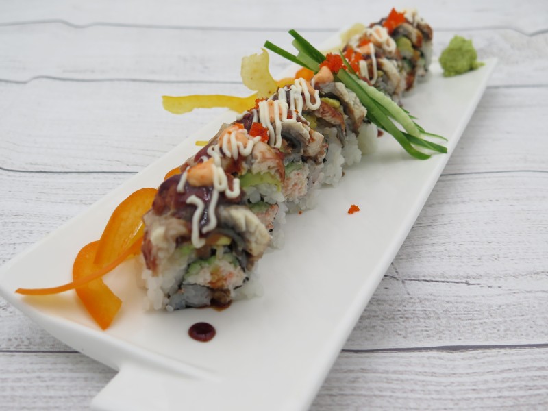 Dragon Roll (10pcs)