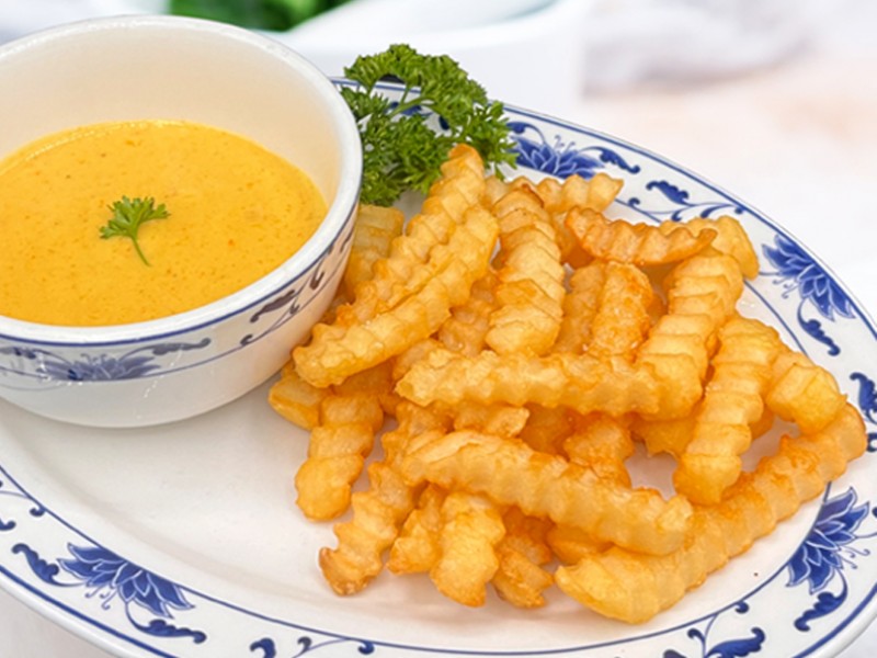 Fried With Yellow Curry Cheesy Sauce