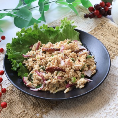 Minced Chicken Salad (Larb)