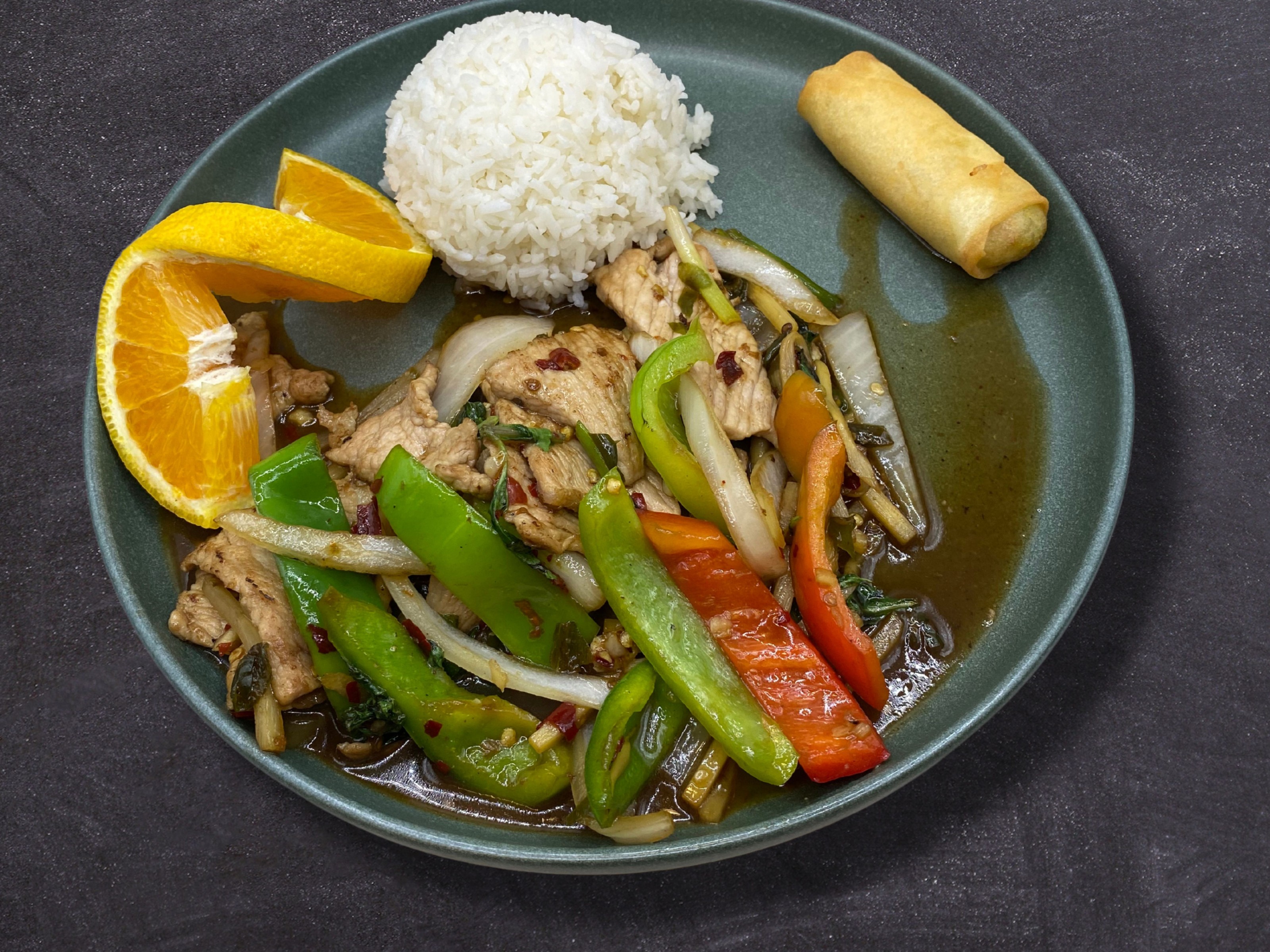 Chili & Basil Street Style
