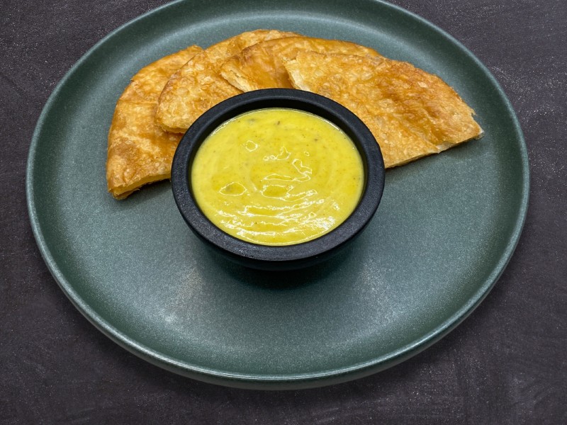 ROTI WITH CURRY SAUCE