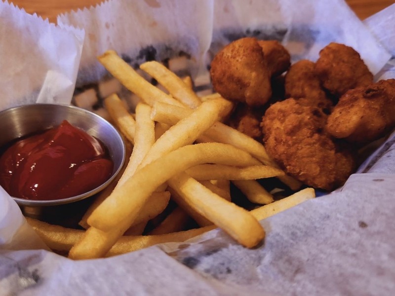 Popcorn Chicken w/ French Fries