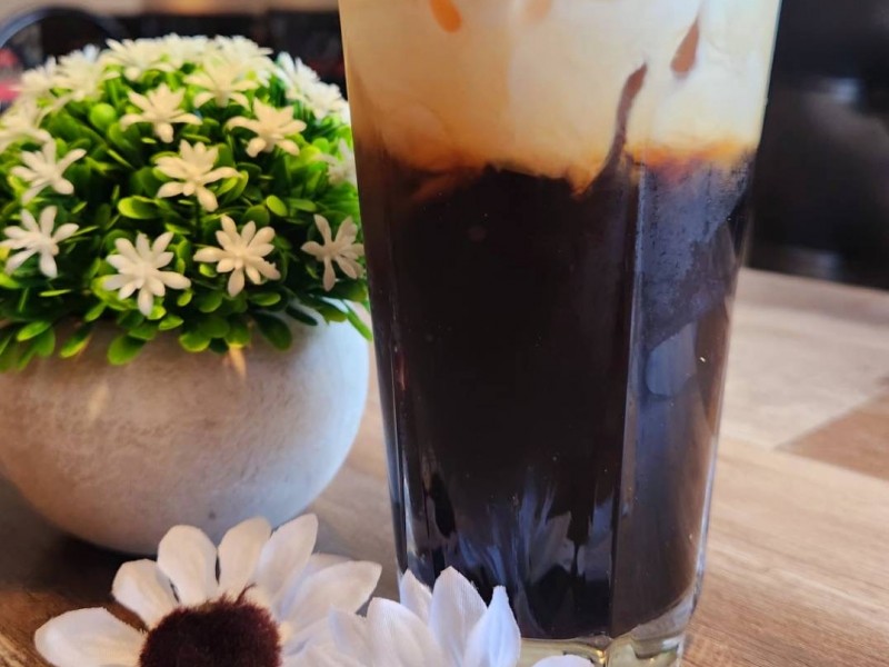Thai iced coffee