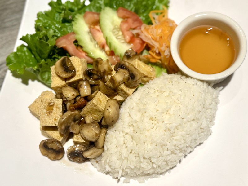 Grilled Tofu and Mushroom Rice