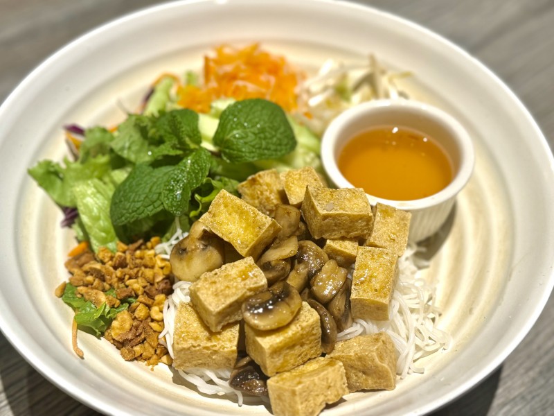 Grilled Tofu and Mushroom Noodle Salad