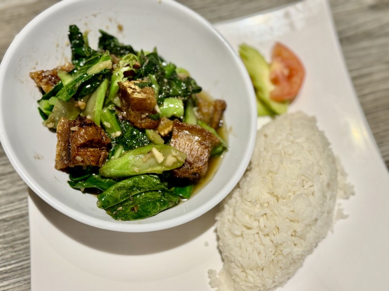 Chinese Broccoli with Crispy Pork (Served with Rice)