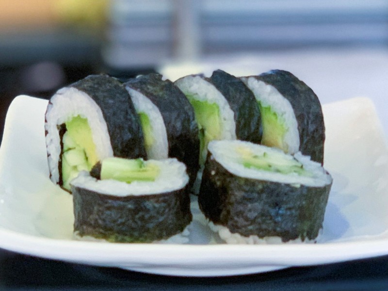 AVOCADO CUT ROLL