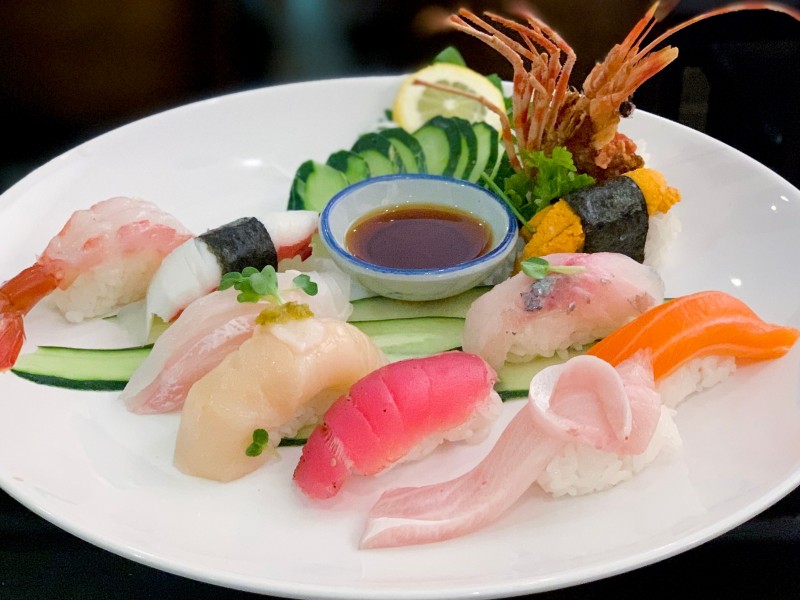 SUSHI DELUXE
