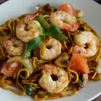 STIR FRIED NOODLES