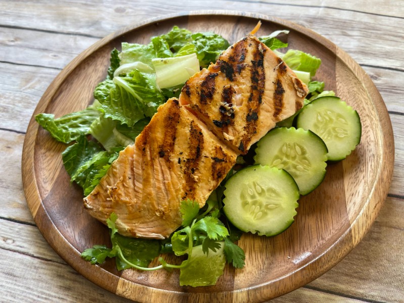 Grilled Salmon Salad