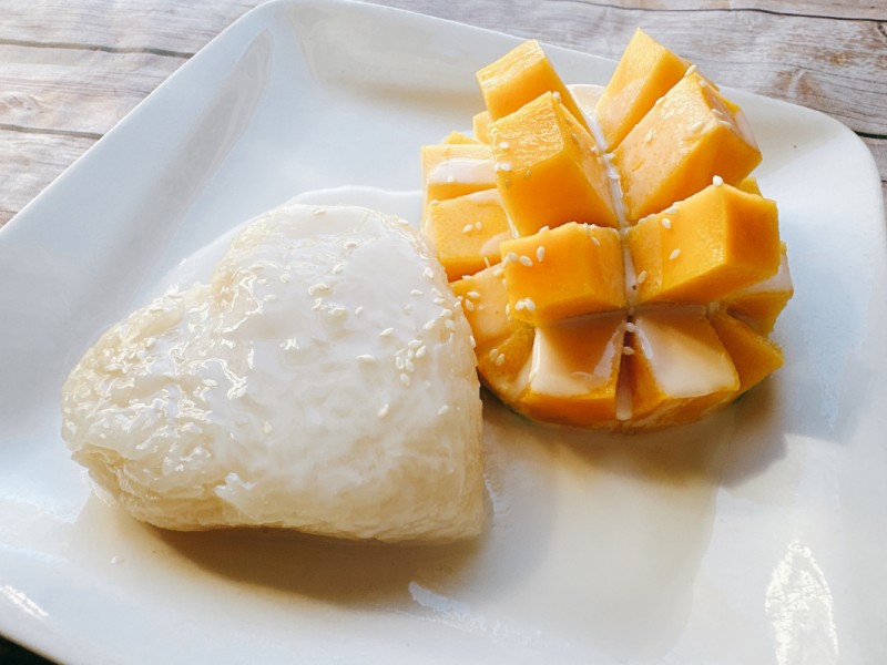 Free Sweet Sticky Rice with Mango